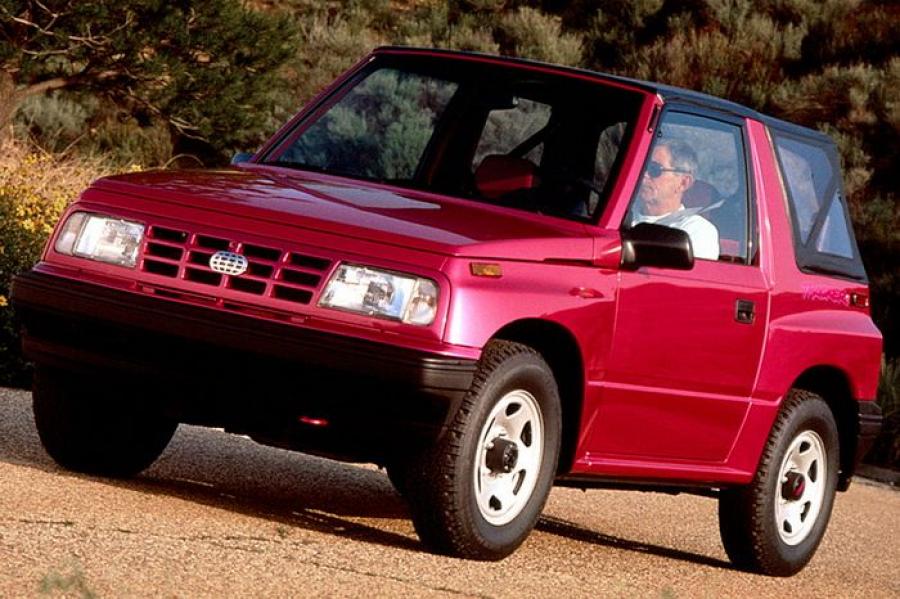  Geo Tracker Convertible 1990 года  (фото 4 из 6)